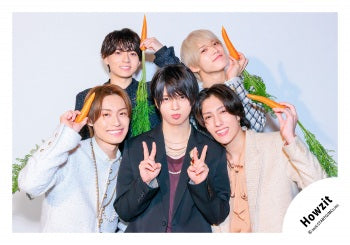 【No.HWZ26-039】「Howzit 1st LIVE 2026 NICE TO ME YOU」Goods off-shot