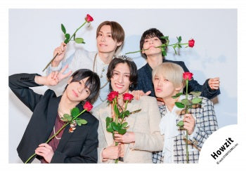 【No.HWZ26-043】「Howzit 1st LIVE 2026 NICE TO ME YOU」Goods off-shot