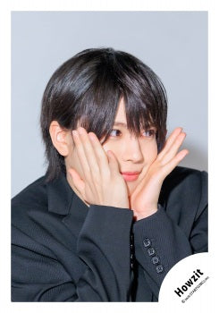 【No.HWZ26-051】「Howzit 1st LIVE 2026 NICE TO ME YOU」Goods off-shot