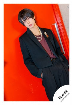 【No.HWZ26-052】「Howzit 1st LIVE 2026 NICE TO ME YOU」Goods off-shot