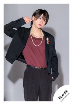 【No.HWZ26-056】「Howzit 1st LIVE 2026 NICE TO ME YOU」Goods off-shot