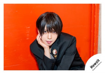 【No.HWZ26-057】「Howzit 1st LIVE 2026 NICE TO ME YOU」Goods off-shot