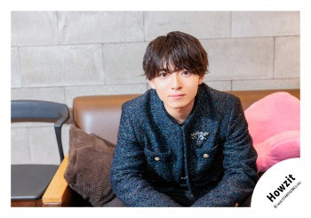 【No.HWZ26-060】「Howzit 1st LIVE 2026 NICE TO ME YOU」Goods off-shot