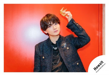 【No.HWZ26-064】「Howzit 1st LIVE 2026 NICE TO ME YOU」Goods off-shot