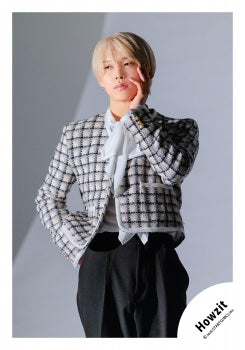 【No.HWZ26-072】「Howzit 1st LIVE 2026 NICE TO ME YOU」Goods off-shot