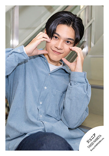 【No.JR25-1060】Profile photo off-shot 2025