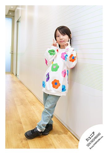 【No.JR25-1085】Profile photo off-shot 2025