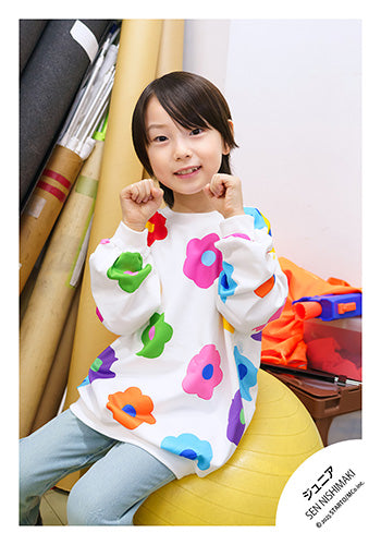 【No.JR25-1087】Profile photo off-shot 2025