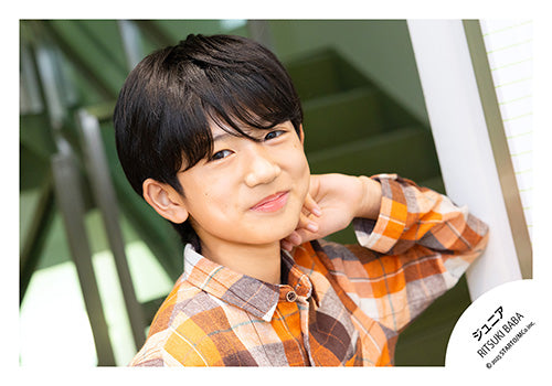 【No.JR25-1107】Profile photo off-shot 2025