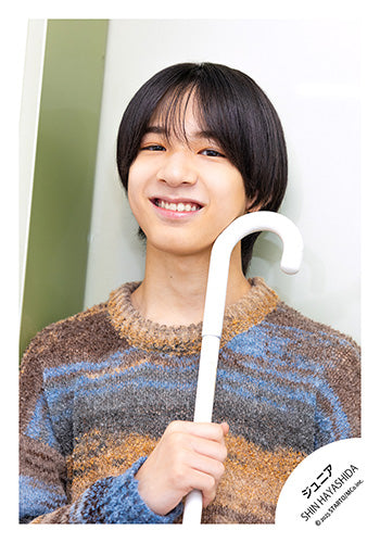 【No.JR25-1113】Profile photo off-shot 2025