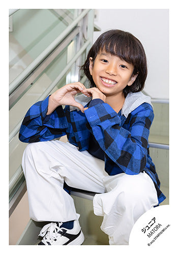 【No.JR25-1152】Profile photo off-shot 2025