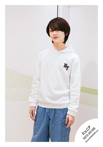 【No.JR25-1173】Profile photo off-shot 2025