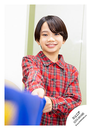 【No.JR25-1178】Profile photo off-shot 2025