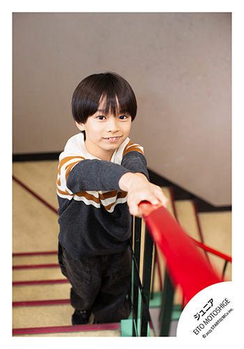 【No.JR25-1183】Profile photo off-shot 2025