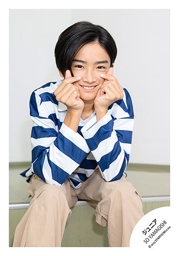 【No.JR25-1196】Profile photo off-shot 2025