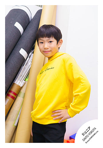 【No.JR25-1213】Profile photo off-shot 2025