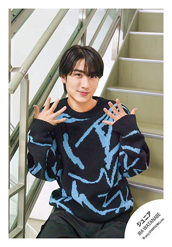 【No.JR25-1217】Profile photo off-shot 2025