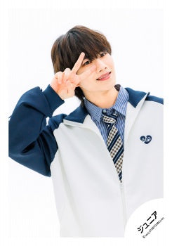 【No.JR25-2024】「Junior Showcase 2025 Shinsei -SHINSEI-」Goods off-shot