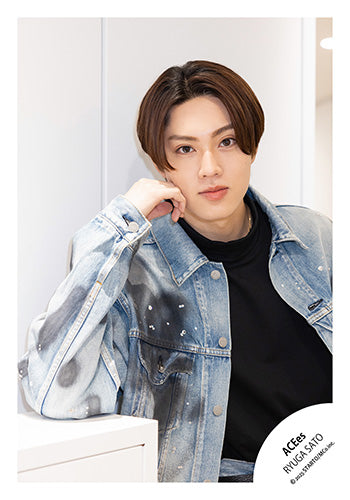 【No.JR25-388】Profile photo off-shot 2025