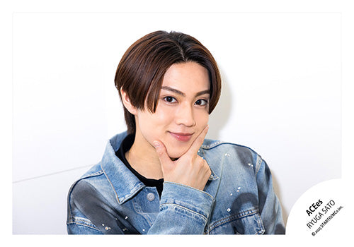 【No.JR25-389】Profile photo off-shot 2025
