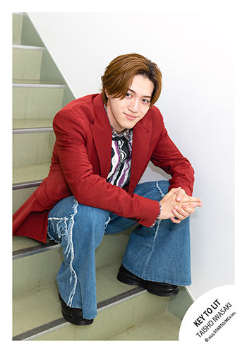 【No.JR25-393】Profile photo off-shot 2025