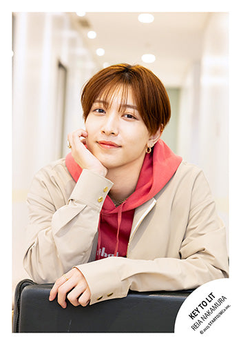 【No.JR25-409】Profile photo off-shot 2025