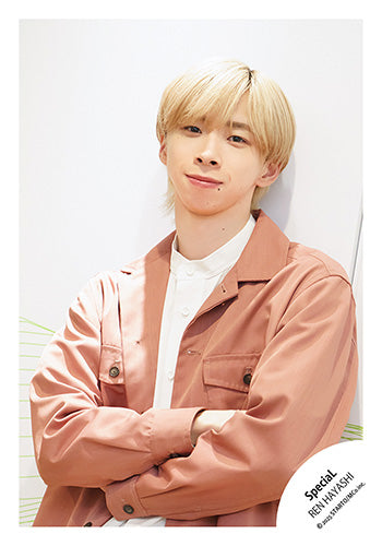 【No.JR25-577】Profile photo off-shot 2025