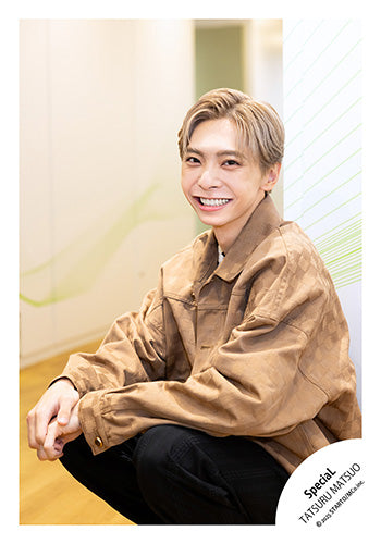 【No.JR25-580】Profile photo off-shot 2025