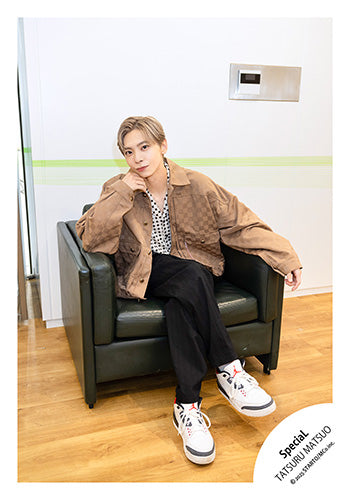 【No.JR25-581】Profile photo off-shot 2025