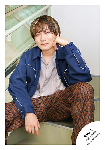 【No.JR25-584】Profile photo off-shot 2025