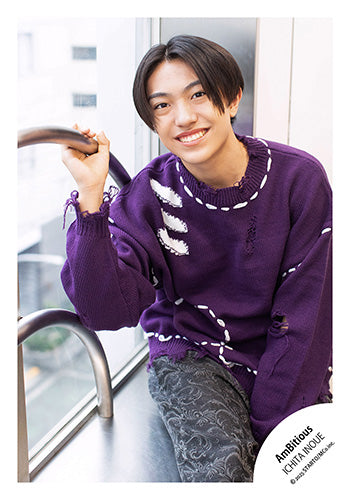 【No.JR25-686】Profile photo off-shot 2025