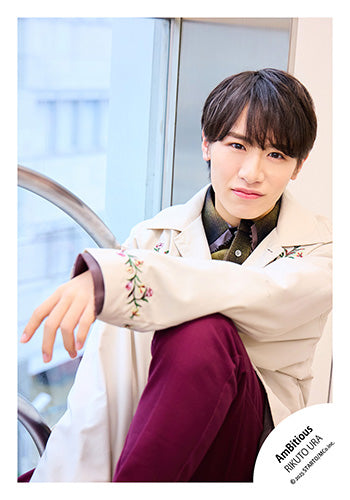 【No.JR25-696】Profile photo off-shot 2025