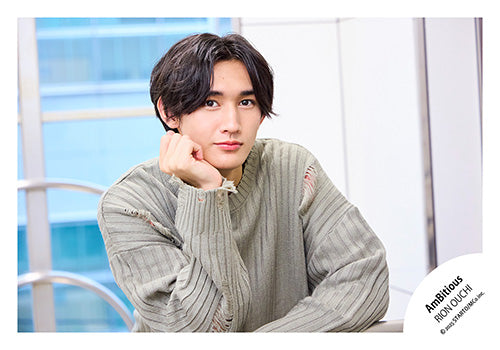 【No.JR25-701】Profile photo off-shot 2025