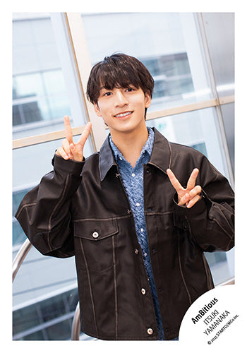 【No.JR25-711】Profile photo off-shot 2025