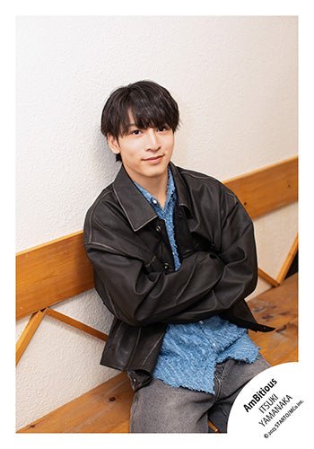 【No.JR25-712】Profile photo off-shot 2025