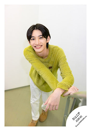 【No.JR25-805】Profile photo off-shot 2025