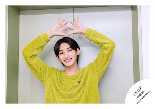 【No.JR25-806】Profile photo off-shot 2025