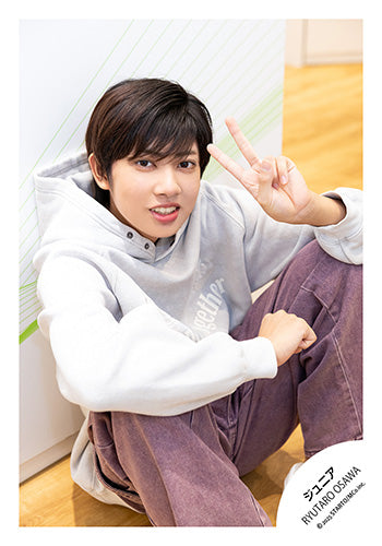 【No.JR25-847】Profile photo off-shot 2025