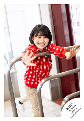 【No.JR25-866】Profile photo off-shot 2025