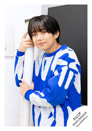 【No.JR25-869】Profile photo off-shot 2025