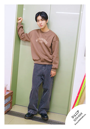 【No.JR25-885】Profile photo off-shot 2025