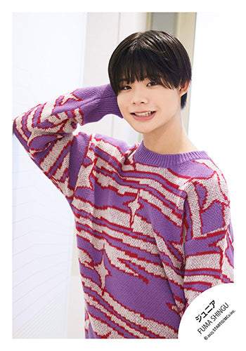 【No.JR25-948】Profile photo off-shot 2025