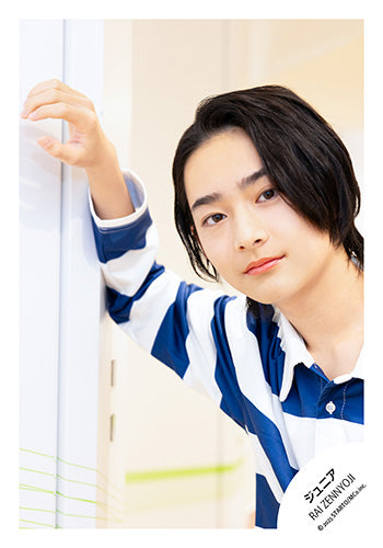 【No.JR25-974】Profile photo off-shot 2025