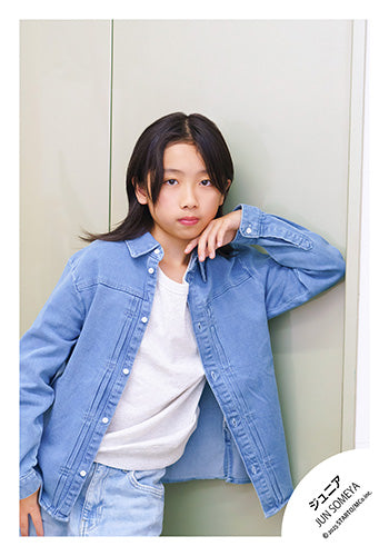 【No.JR25-978】Profile photo off-shot 2025