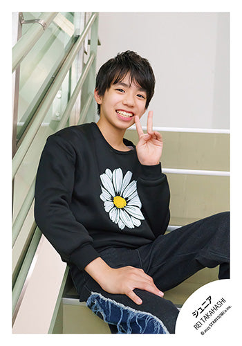 【No.JR25-995】Profile photo off-shot 2025
