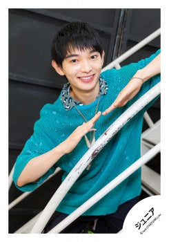【No.JR26-1404】「Three」Goods off-shot