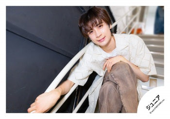 【No.JR26-1470】「Three」Goods off-shot