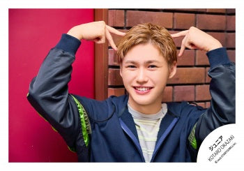 【No.JR26-366】Profile photo off-shot 2026