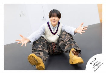 【No.JR26-381】Profile photo off-shot 2026