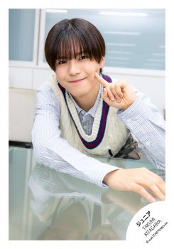 【No.JR26-382】Profile photo off-shot 2026